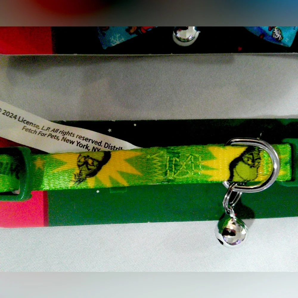 2 Dr Seuss The Grinch Cat Collars Large